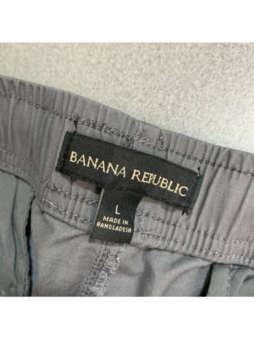 NWOT Banana Republic Men's L Gray Elastic Waist Chino Shorts 98% Cotton